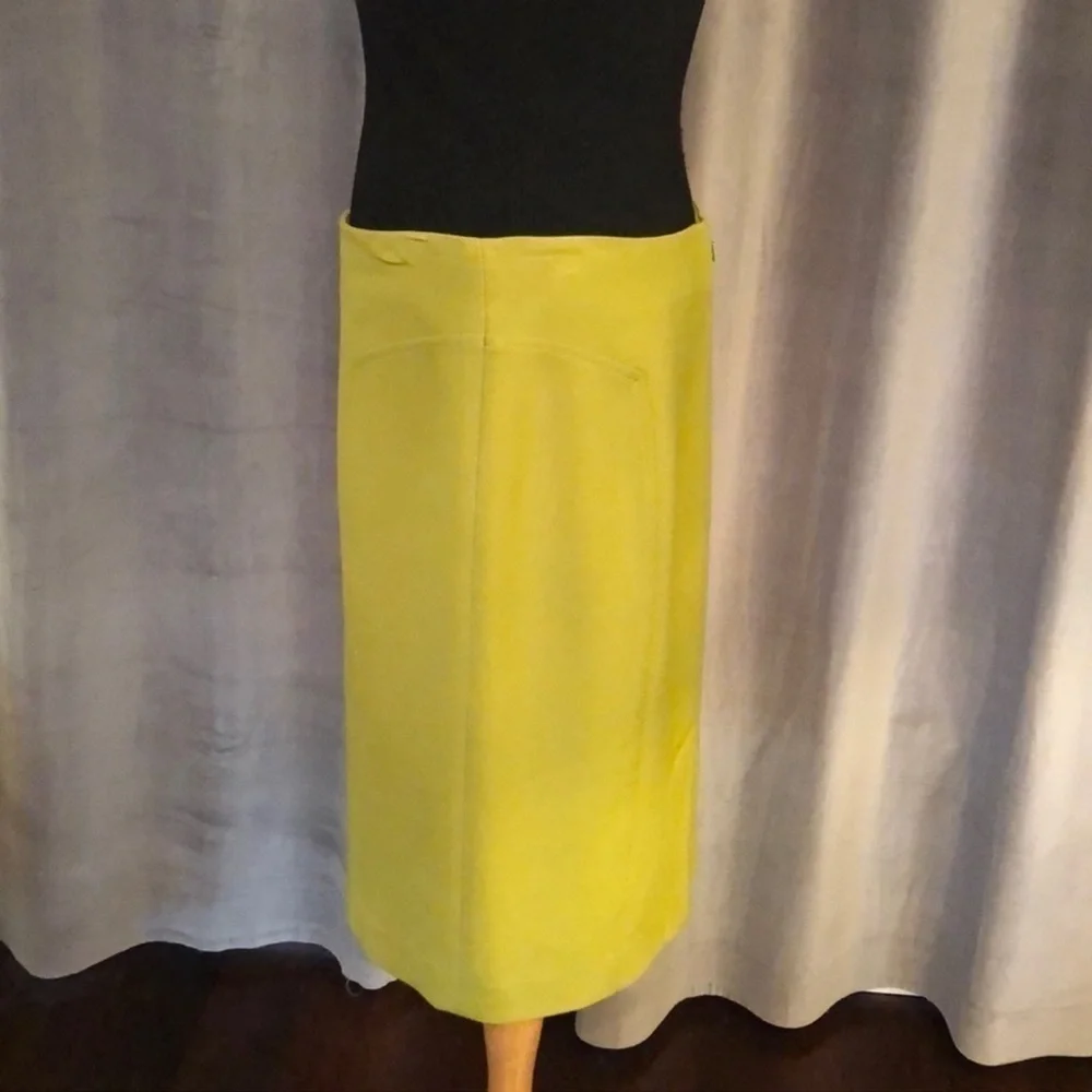 Semantiks skirt olive/ green size 12P (EUC) minimalist midi